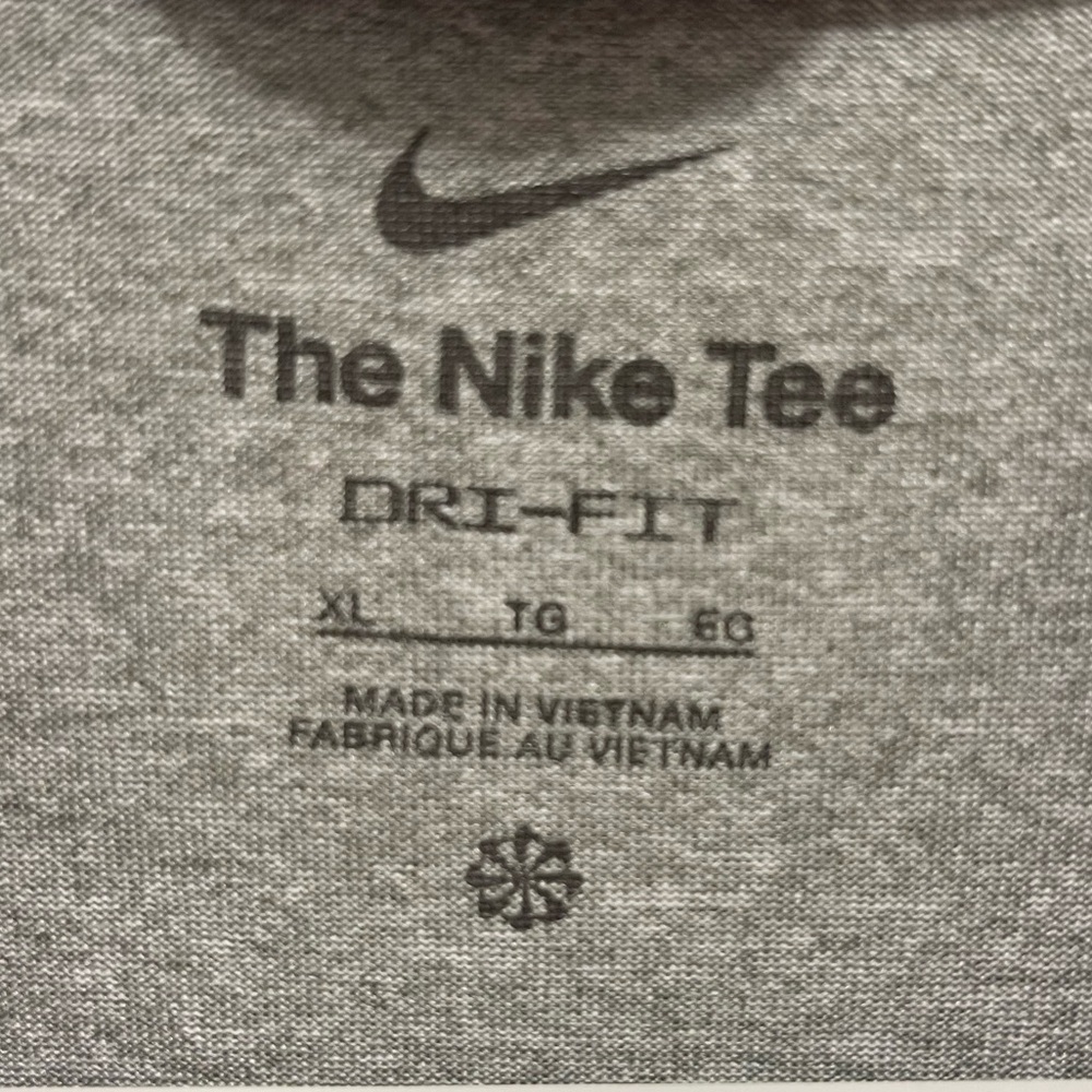 Nike Dri-Fit Kids Gray Short Sleeve - Picture 4 of 5